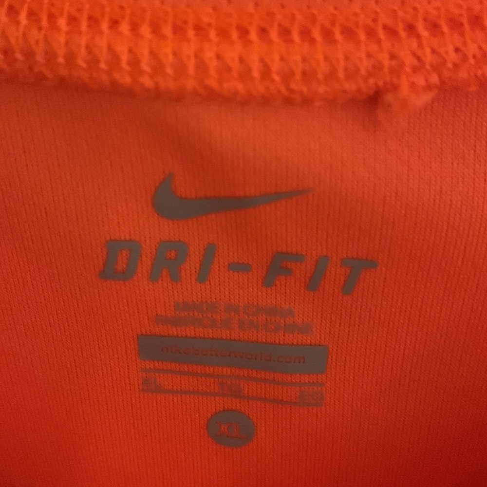 Nike dri-fit top size XL Orange - Picture 2 of 3
